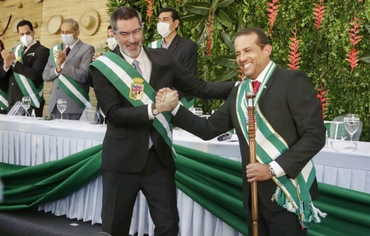 Camacho destaca ‘convicción y valentía’ de Creemos en el encuentro del TSE