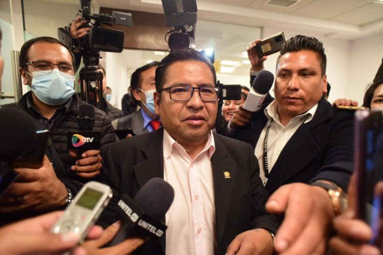 Comisión de Diputados aprueba proyecto de ley que suspende las elecciones primarias