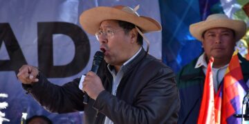 Arce: El pueblo no va a dejar pasar a los golpistas