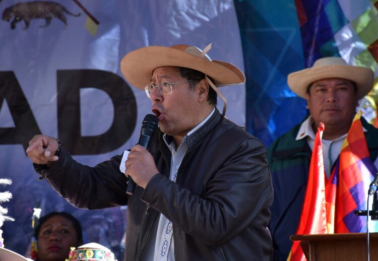 Arce: El pueblo no va a dejar pasar a los golpistas