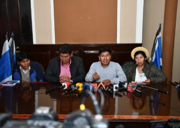 Por proclamación en El Alto, el MAS arcista responsabiliza a Evo ante posibles agresiones
