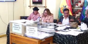 Aparece otro video de senadora evista que pone en duda evaluación oral