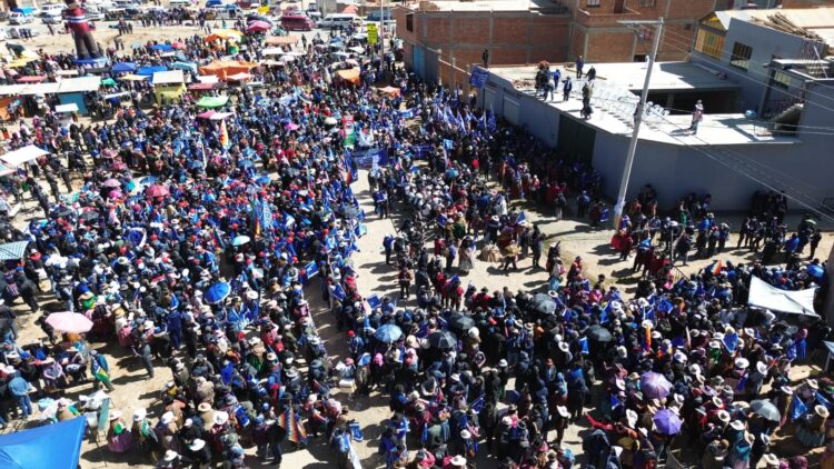 Senador Loza dice que se sobrepasó los 50.000 participantes en encuentro evista en El Alto