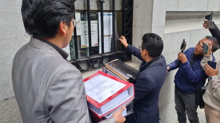 La Comisión Mixta de Justicia Plural entrega el informe final a la Vicepresidencia