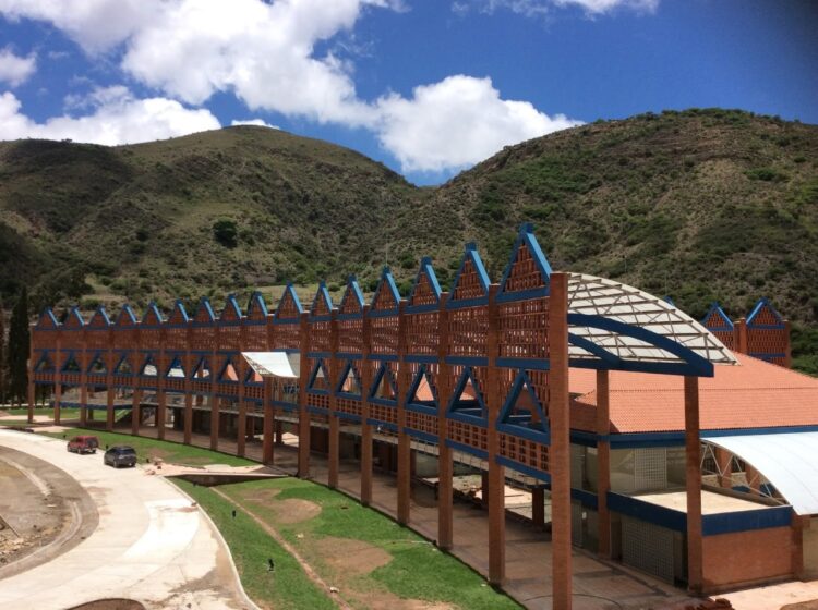 La Asamblea Legislativa sesionará este lunes en el Centro de Convenciones de Sucre