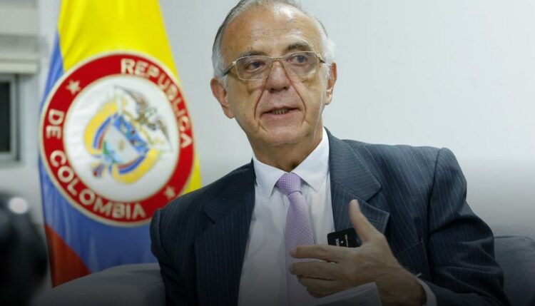 Ministro de Defensa de Colombia dice que fue alertado sobre un ‘atentado’ contra Petro