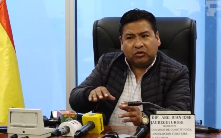 Tras observación del TSE, diputado Jáuregui señala que lista del TCP cumple equidad de género