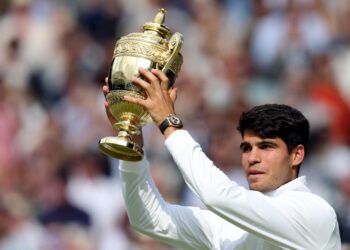 Alcaraz barre a Djokovic y gana su segundo título de Wimbledon