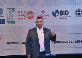 El director del INE, Humberto Arandia, durante la presentación de los resultados del Censo de Población y Vivienda 2024.