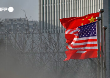 china_eeuu_banderas.jpg