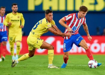 Atlético salva un empate en Villarreal en el debut de Julián Álvarez