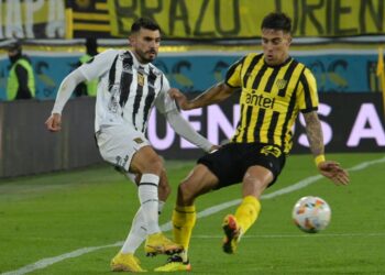 Con buena diferencia, Peñarol trepa a La Paz por el pase a cuartos de Libertadores ante The Strongest