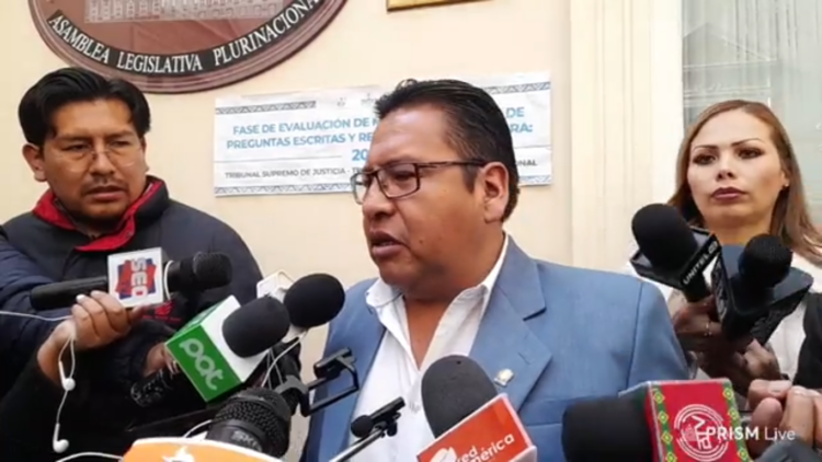 Jáuregui ‘garantiza’ la conclusión de exámenes del TSJ hasta la tarde del miércoles