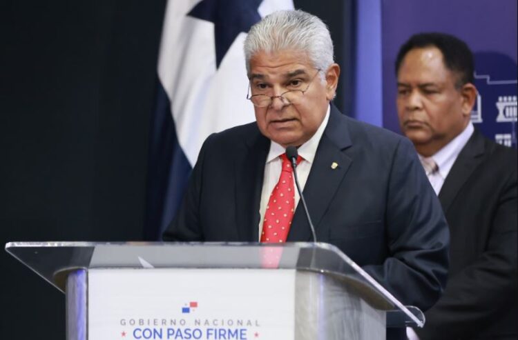 Panamá pone ‘en suspenso’ relaciones diplomáticas con Venezuela tras victoria de Maduro