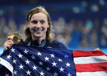 Katie Ledecky gana su noveno oro y empata el récord para una deportista olímpica