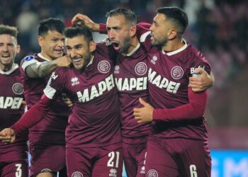 Lanús pasa a cuartos y elimina de la Sudamericana al campeón Liga de Quito