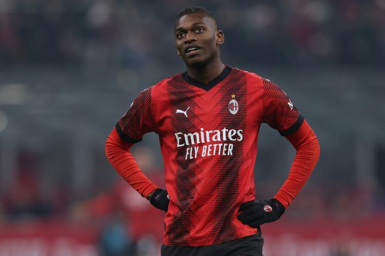 MILAN, ITALY - DECEMBER 30: Rafael Leão of AC Milan looks on during the Serie A TIM match between AC Milan and US Sassuolo at Stadio Giuseppe Meazza on December 30, 2023 in Milan, Italy. (Photo by Luca Amedeo Bizzarri/Getty Images)