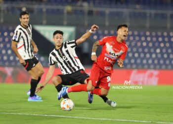 Libertad y Ameliano no se dan tregua y empatan 1-1 en la ida por octavos de la Sudamericana