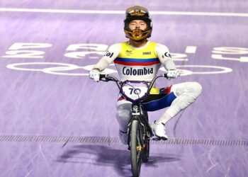 El colombiano Mateo Carmona a la final de BMX Racing