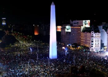 El Obelisco, de fiesta en Buenos Aires tras consagración de Argentina en Copa América