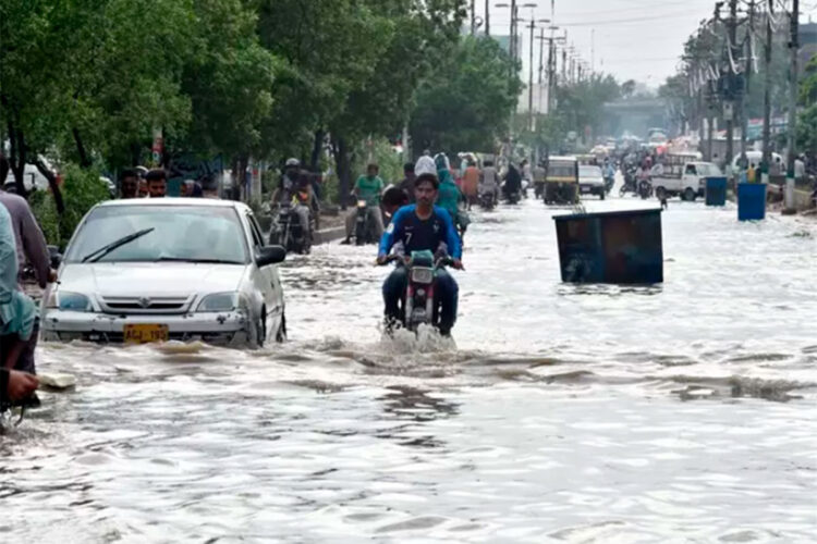 Las lluvias dejan ya más de 200 fallecidos en Pakistán desde principios de julio
