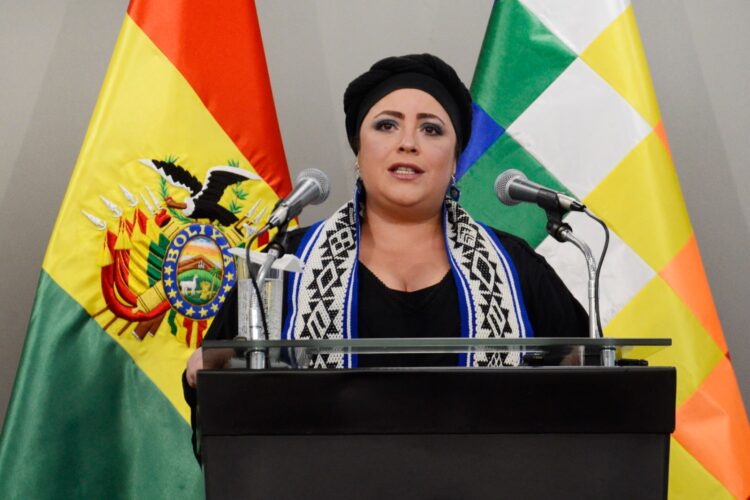 Ministra Prada afirma que nunca existió democracia interna en el MAS