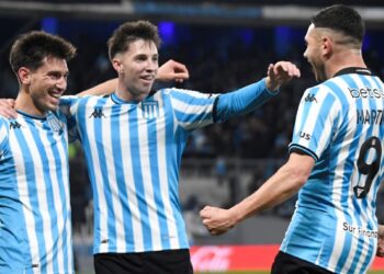 Racing demoledor, aplasta a Huachipato y avanza a cuartos de la Sudamericana