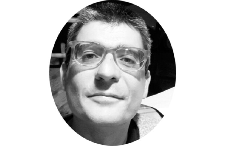 ricardo_bajo.jpg