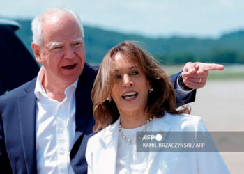 walz_kamala.jpg