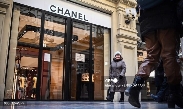 En Moscú siguen las marcas de lujo como Chanel