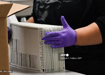En Arizona dudan de las elecciones