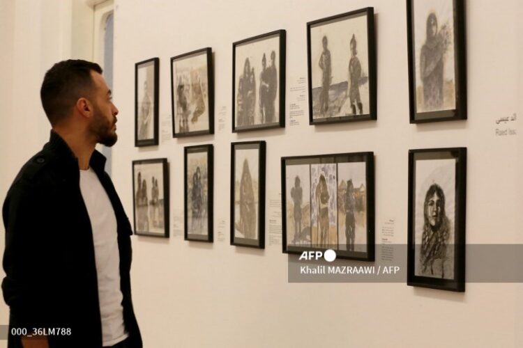 La exposición muestra el sufrimiento en Gaza