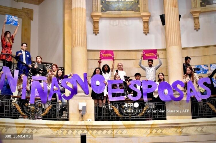 Activistas celebran la aprobación de la norma