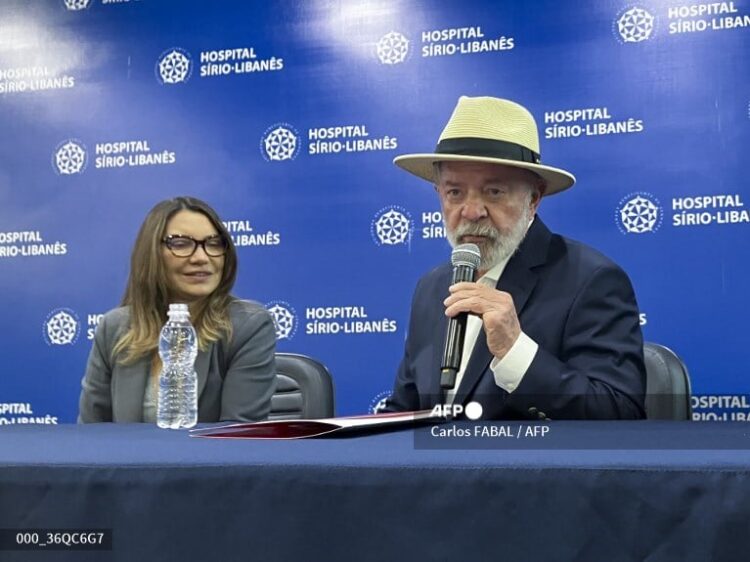 Lula dio una conferencia de prensa en el hospital