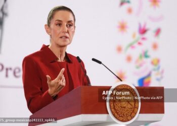 Claudia Sheinbaum rechazó las críticas del embajador de EEUU