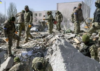 Rusia entrega a Ucrania los cuerpos de 563 soldados muertos en la guerra