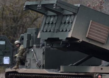 EEUU anuncia $us 988 millones en ayuda militar para Ucrania