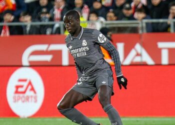 Mendy sufre una lesión muscular y no estará contra el Atalanta
