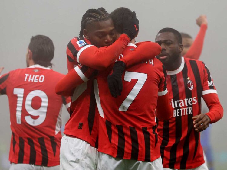 Milan y Bolonia avanzan a cuartos de Copa de Italia con goleadas