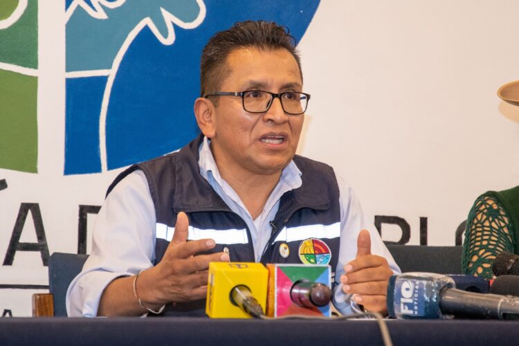 La Defensoría del Pueblo convoca al presidente Arce y Morales a instalar una mesa de diálogo
