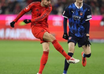 Musiala rescata a un Bayern que recupera colchón al frente de Bundesliga