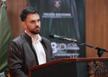 Del Castillo anuncia sanción ‘ejemplar’ a quienes tomaron cuarteles en Cochabamba