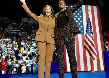 Michelle Obama participó de un mitin con Harris