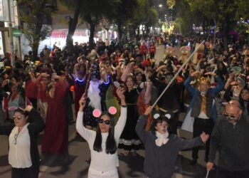 Desfile Navideño de La Paz generó un movimiento económico de Bs 60 millones.