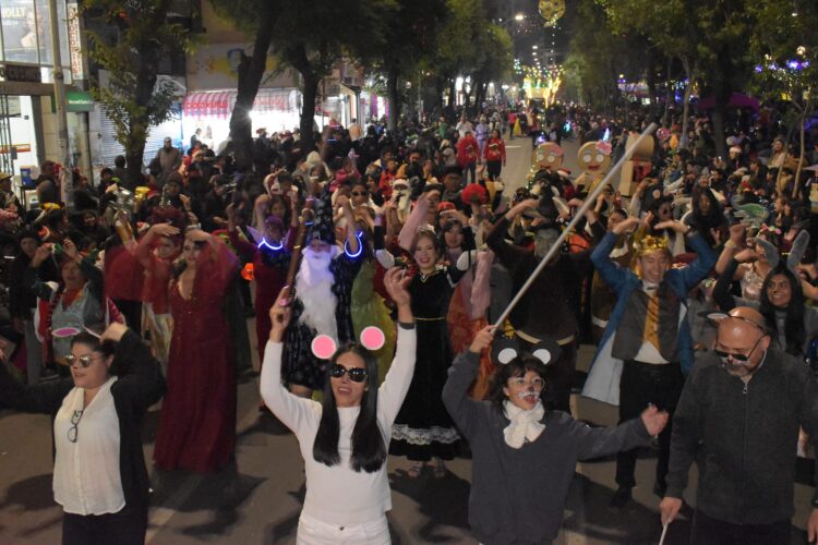 Desfile Navideño de La Paz generó un movimiento económico de Bs 60 millones.
