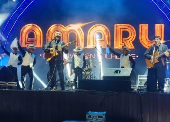 Oruro vibra con música del acervo nacional y el talento joven con el ‘Aquí canta Bolivia’.