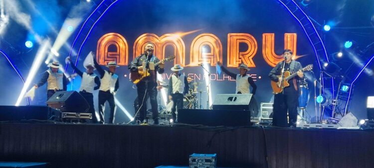 Oruro vibra con música del acervo nacional y el talento joven con el ‘Aquí canta Bolivia’.