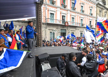 Presidente del MAS dice que hoy ‘tiene que morir la dictadura sindical’ en el instrumento político
