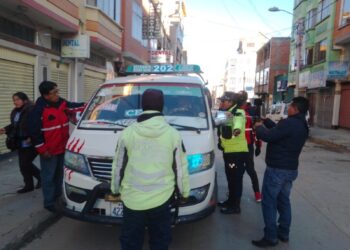 Los choferes de El Alto demandan tarifa nocturna.