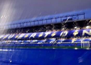 Aplazado el Everton-Liverpool por fuertes vientos y lluvia